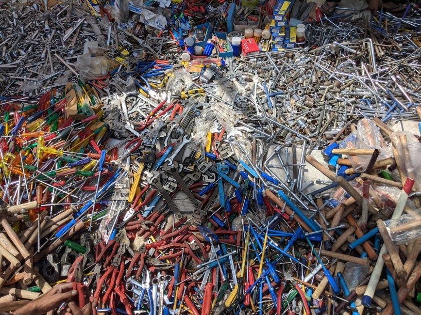 How to Open a Dollar Store in Lucknow, India — Photo by Muhammed zeya on Pexels