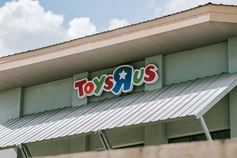 Dollar Store Franchise Guide 2026: Models, Costs & Independent Alternatives — Photo by Click Jeth on Pexels