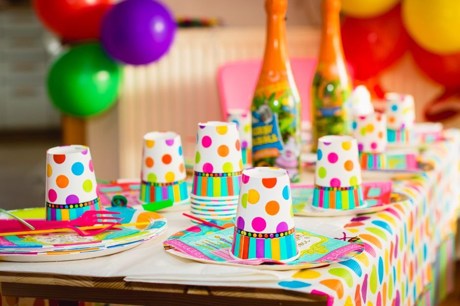 Best Party Supplies to Stock in Your Dollar Store (2026 Wholesale Guide) — Photo by locrifa on Pexels