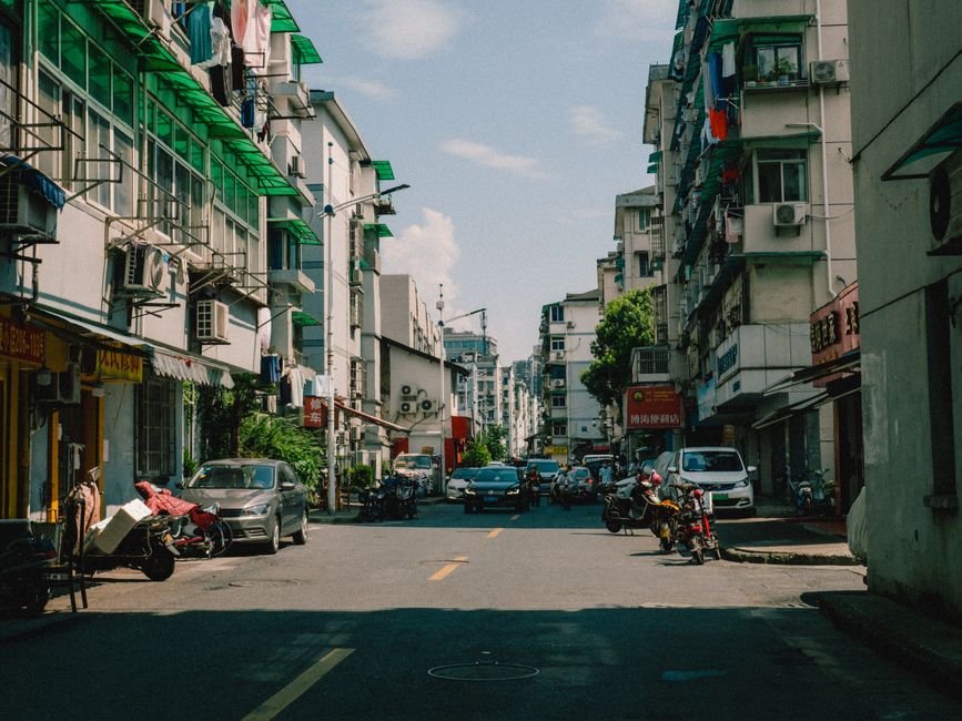 AwwwStore: Your Top Zhejiang Yiwu Dollar Store Supplier — Photo by Xiaoyu Chen on Pexels