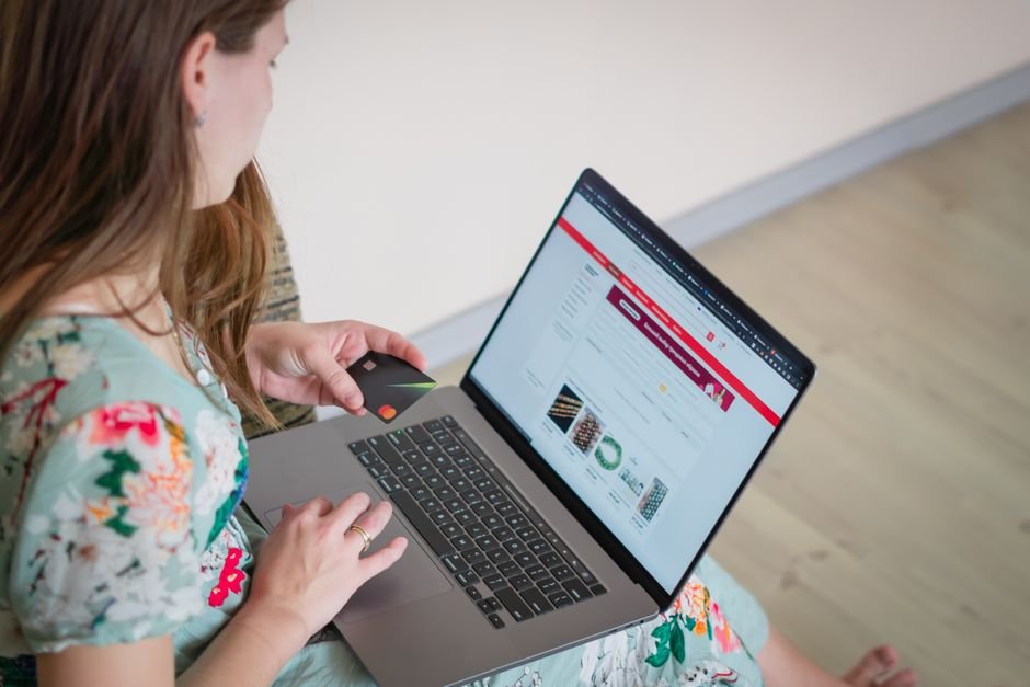 Top China Wholesale Websites for Dollar Store Suppliers — Photo by Marcial Comeron on Pexels