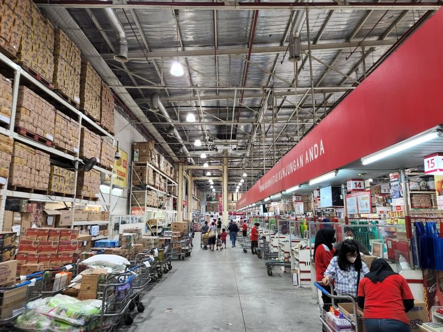 Best China Big Wholesale Market: AwwwStore Yiwu Guide — Photo by Antonius Natan on Pexels