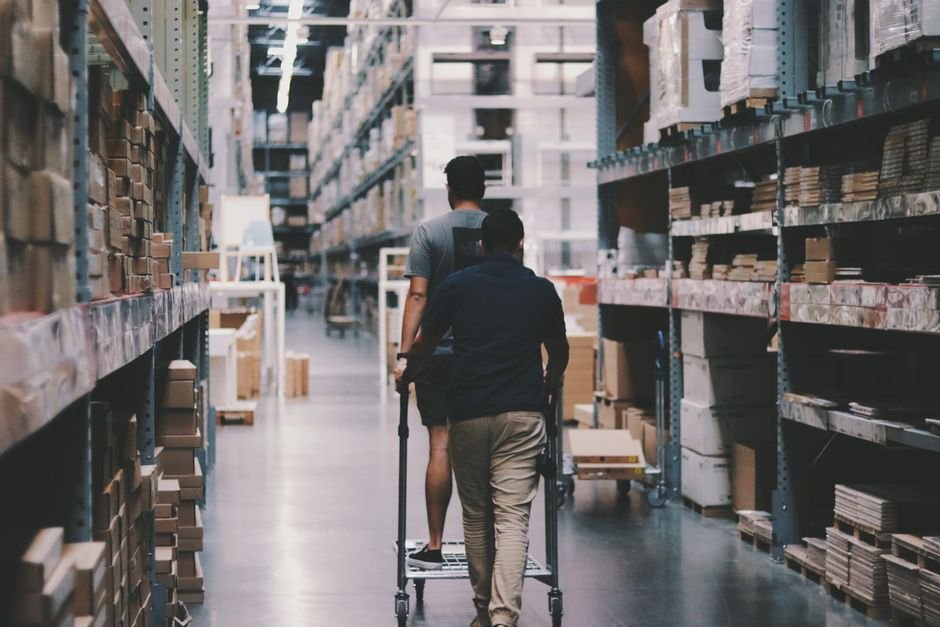 Wholesale Dollar Store Inventory from AwwwStore — Photo by Alexander Isreb on Pexels