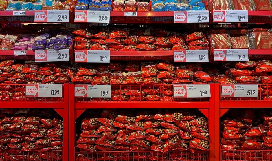 Bulk Dollar Store Merchandise: Wholesale Deals at AwwwStore — Photo by Paul Stam on Pexels