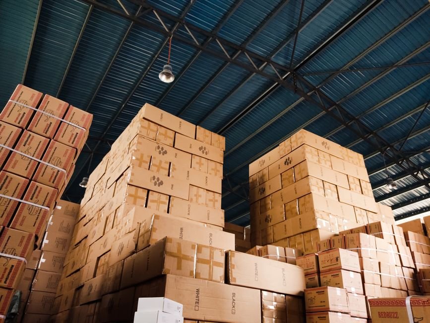 Best China Websites for Wholesale: AwwwStore Yiwu Guide — Photo by Ihsan Adityawarman on Pexels