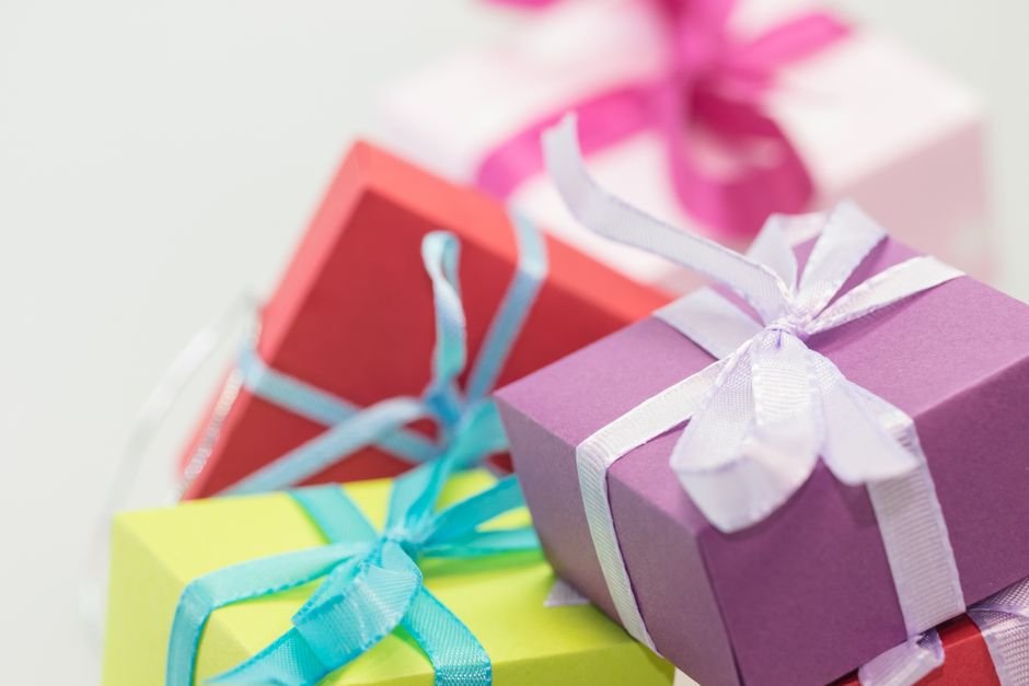 $1 Gift Ideas: Wholesale Deals at AwwwStore — Photo by Pixabay on Pexels