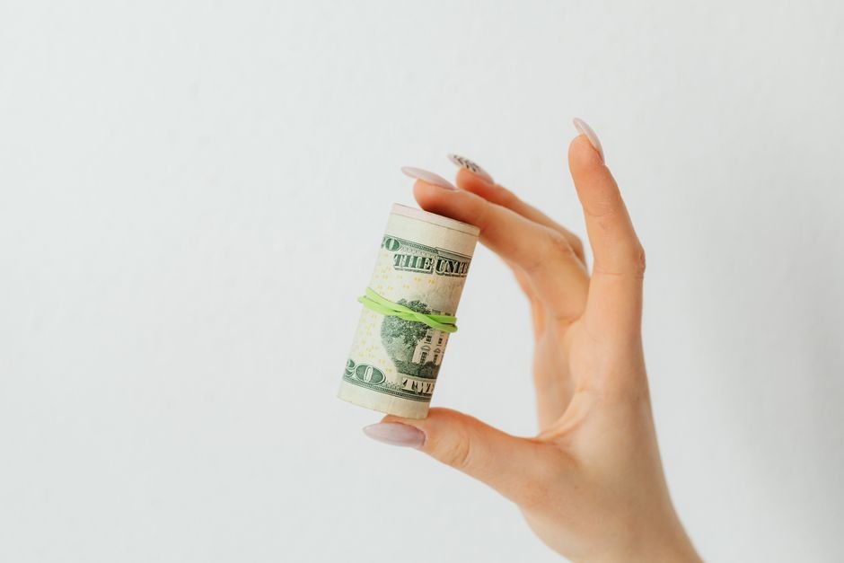 Dollar Store Cash Flow Management Tips — Photo by https://kaboompics.com/ on Pexels