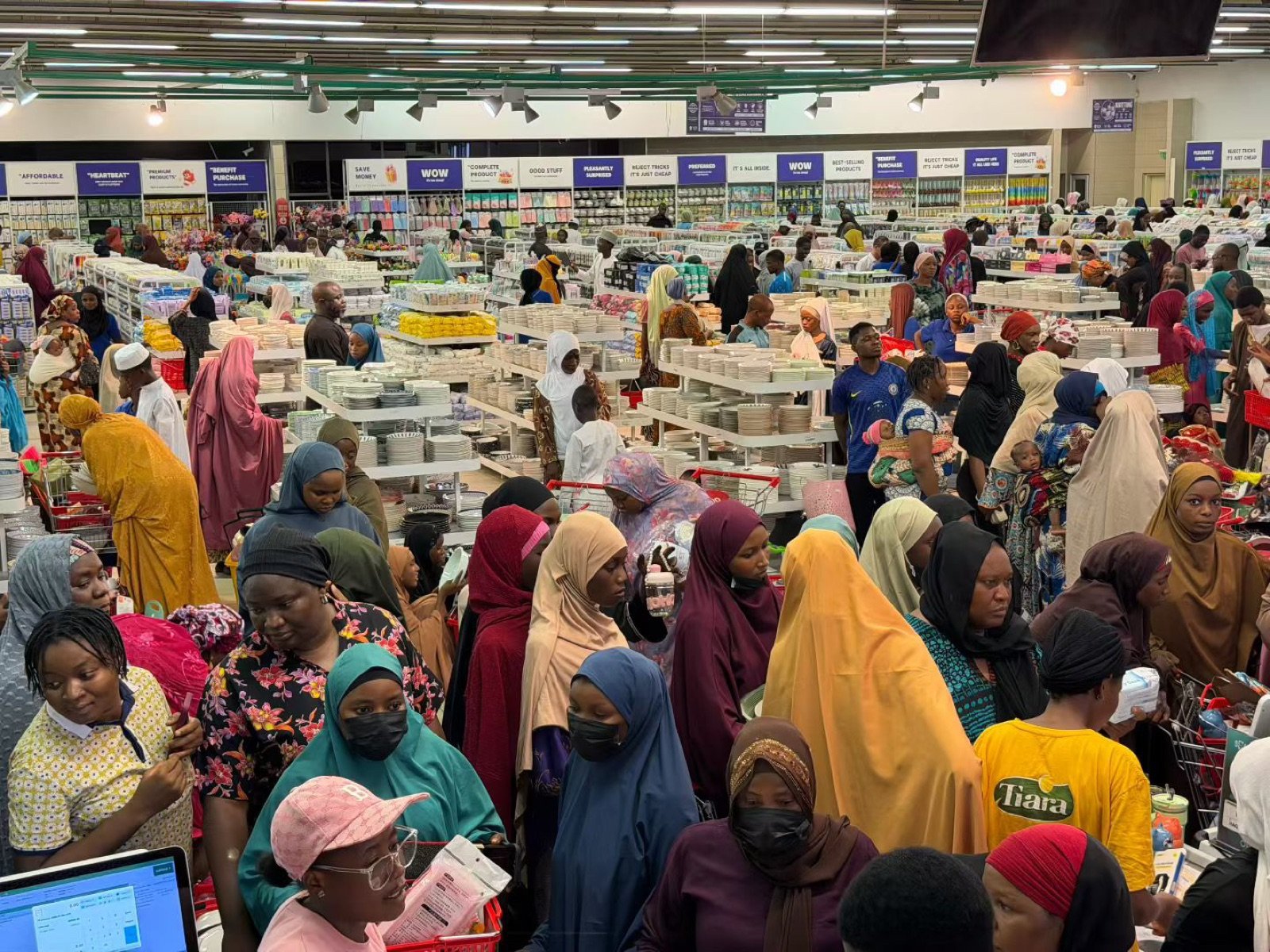 Real AwwwStore supplied dollar store interior