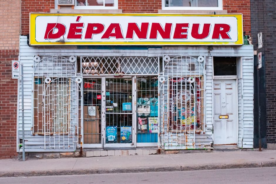 Dollarama Franchise Alternative: Wholesale Dollar Store — Photo by @coldbeer on Pexels