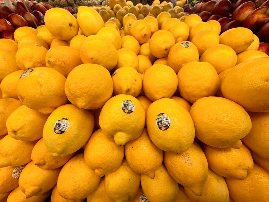 Dollar Store Seasonal Products Wholesale — Photo by Joolsmagools ®️ on Pexels
